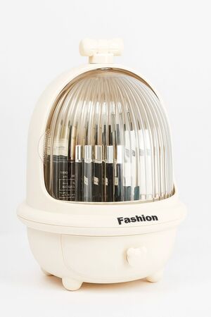 Round Stylish Cosmetic Organizer Round Stylish Cosmetic Organizer