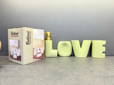 4Pcs Bathroom Set W-Love 12c